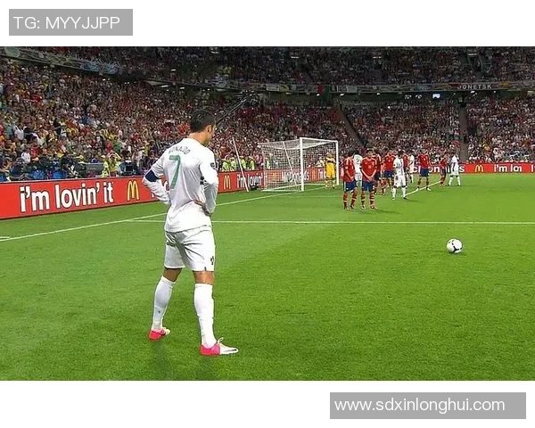 足球明星精彩进球瞬间击掌庆祝视频合集让你感受激情与荣耀 足球明星精彩进球瞬间击掌庆祝视频合集让你感受激情与荣耀