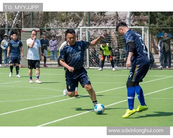 足球明星骑踏板精彩瞬间集锦带你领略不一样的运动魅力与激情 足球明星骑踏板精彩瞬间集锦带你领略不一样的运动魅力与激情